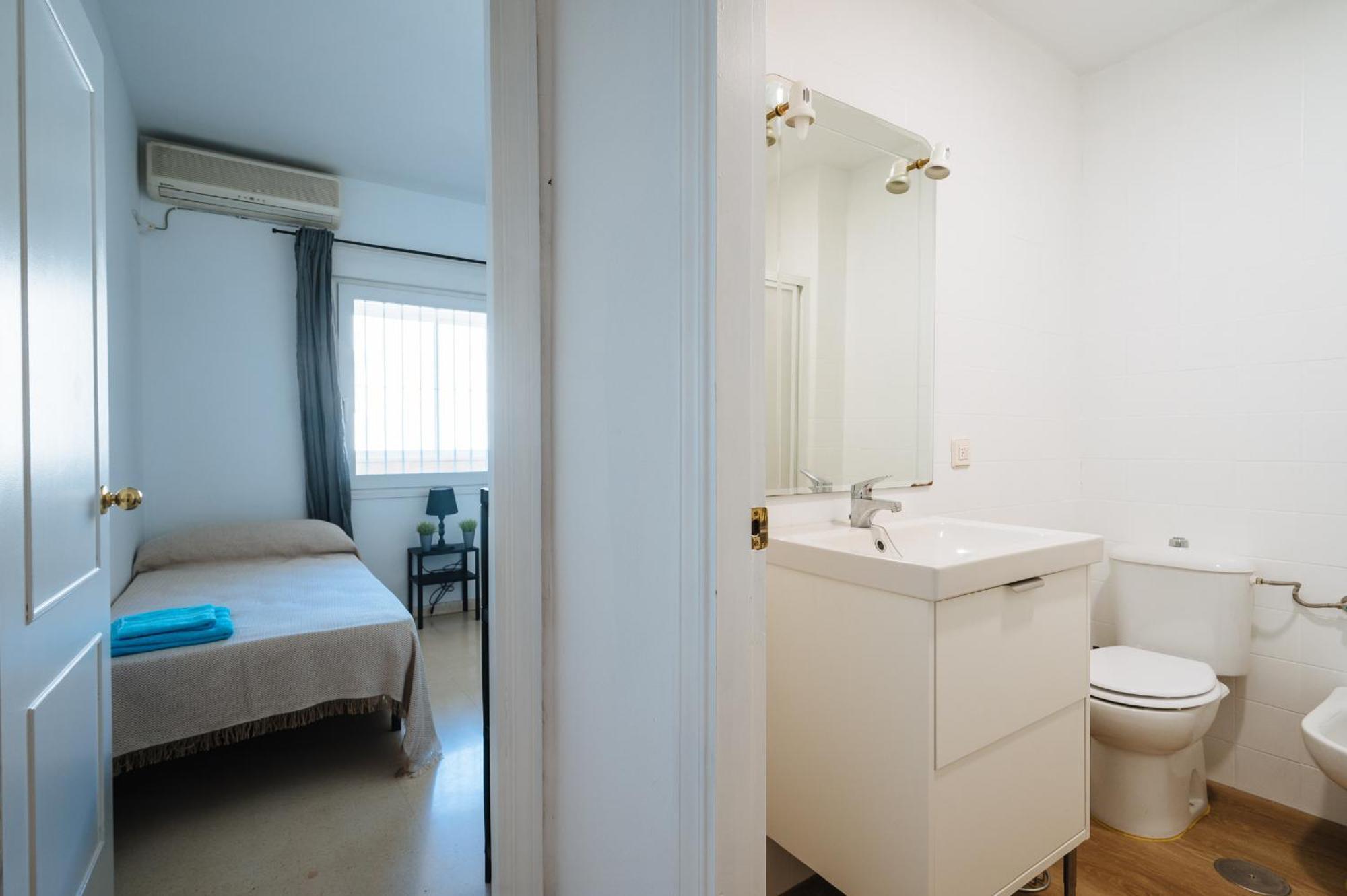 Piso Familiar Virgen Del Rocio Apartment Seville Exterior photo