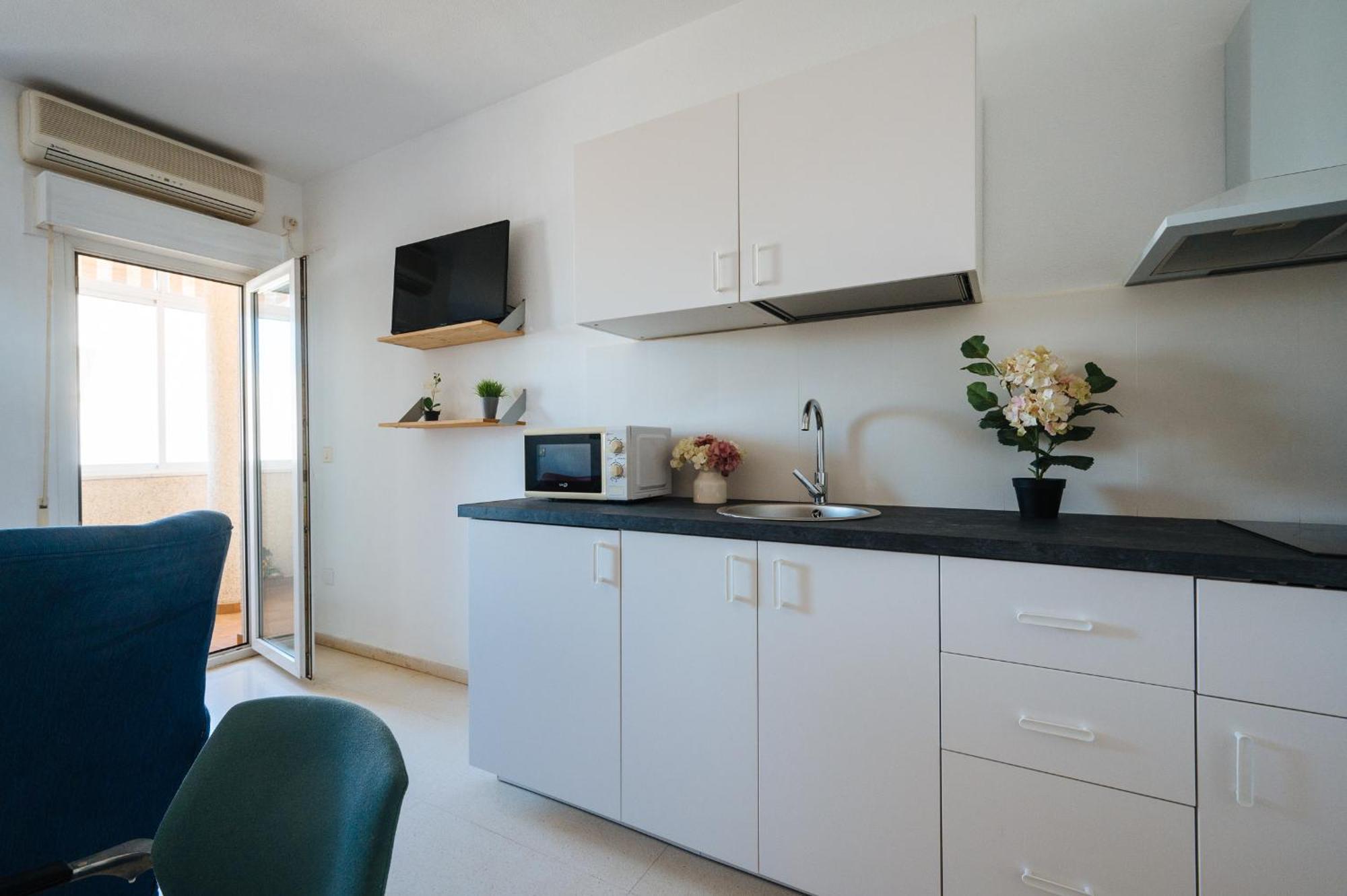 Piso Familiar Virgen Del Rocio Apartment Seville Exterior photo
