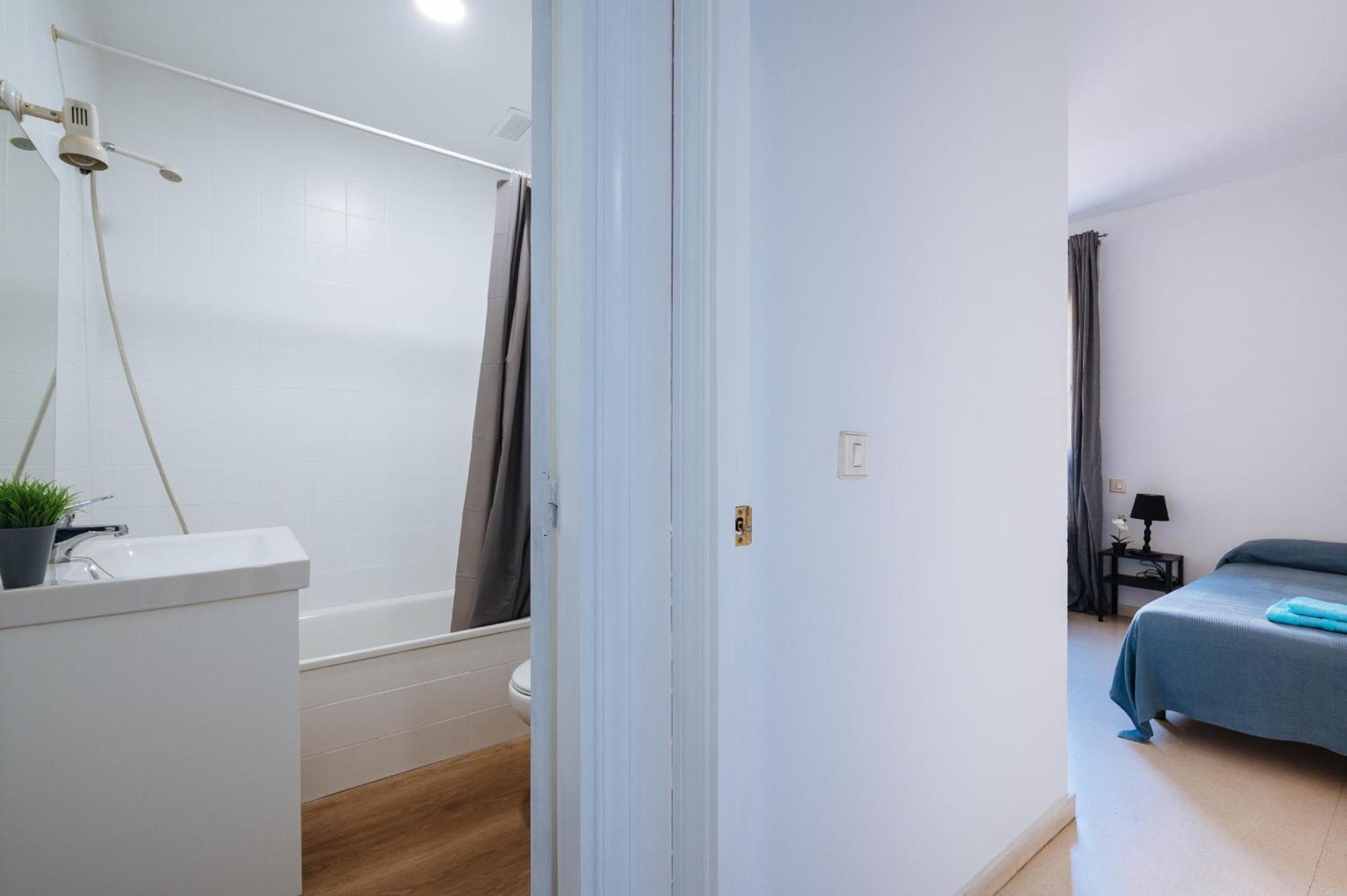 Piso Familiar Virgen Del Rocio Apartment Seville Exterior photo